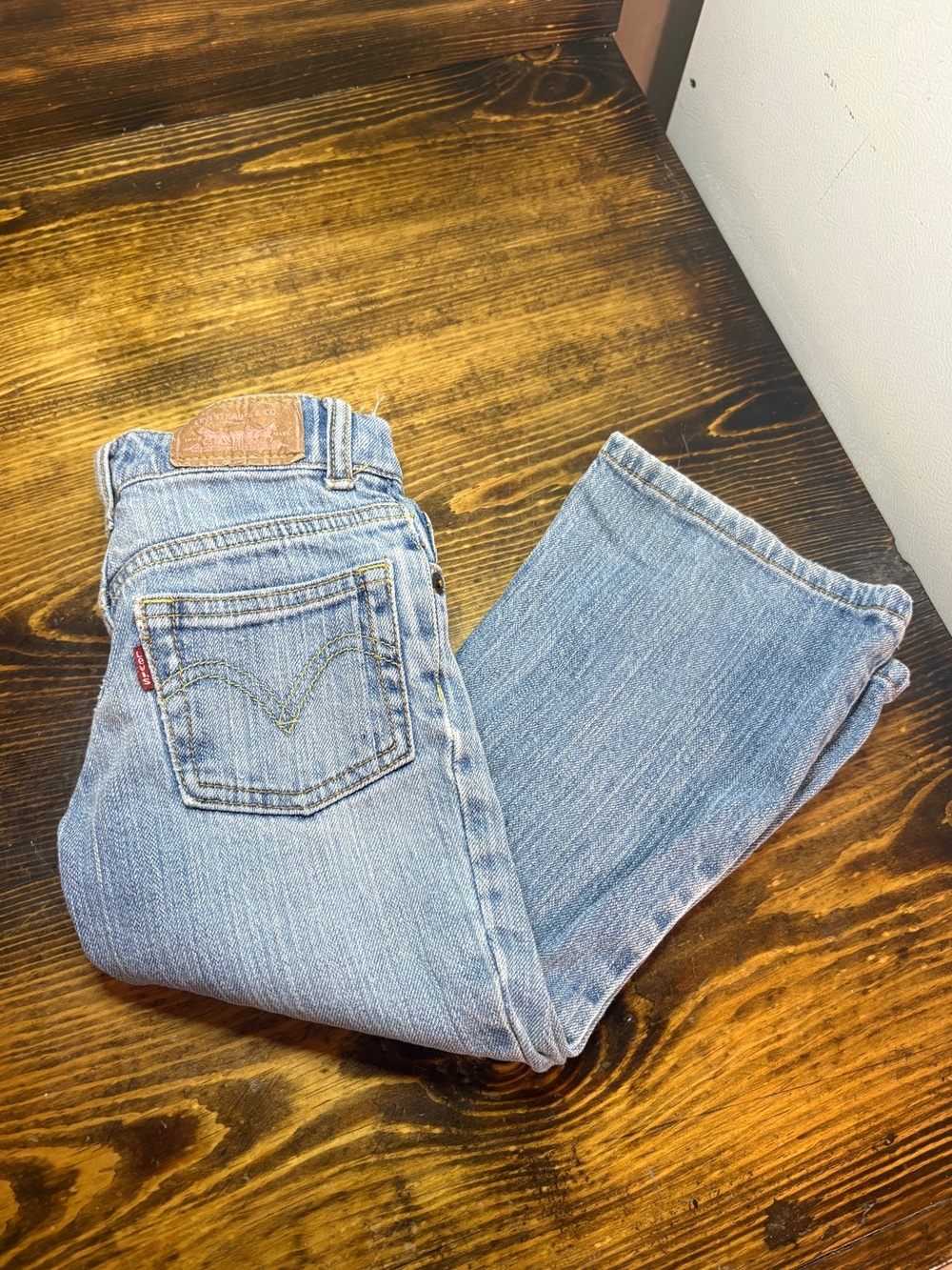 Levi’s 517 stretch flare jeans kids size 4